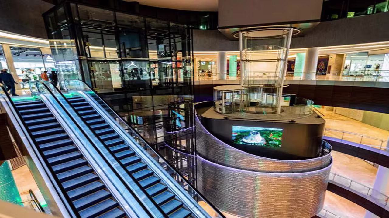 خرید در میکامال کیش