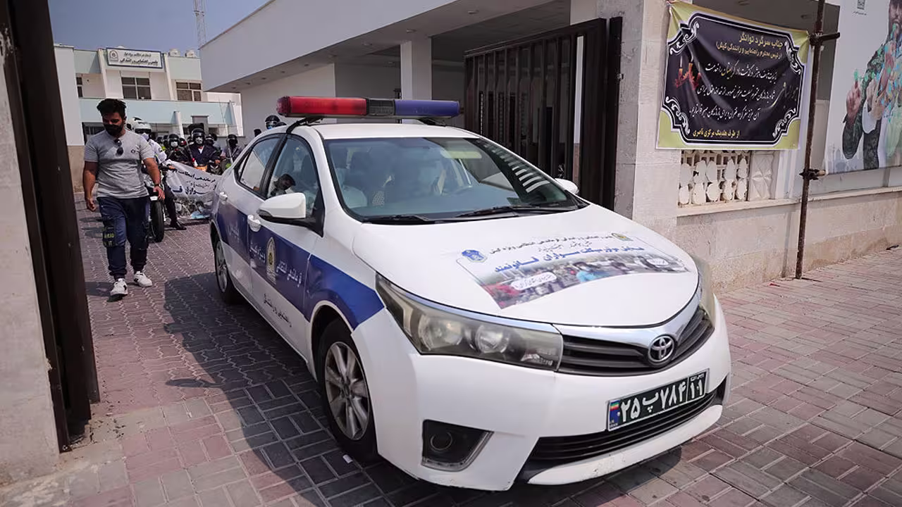 قوانین رانندگی کیش