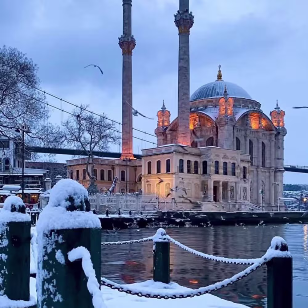 تور استانبول: از ارومیه ۳شب و ۴روز✈️ هتل سه ستاره ⭐⭐⭐ (بهمن)#5976