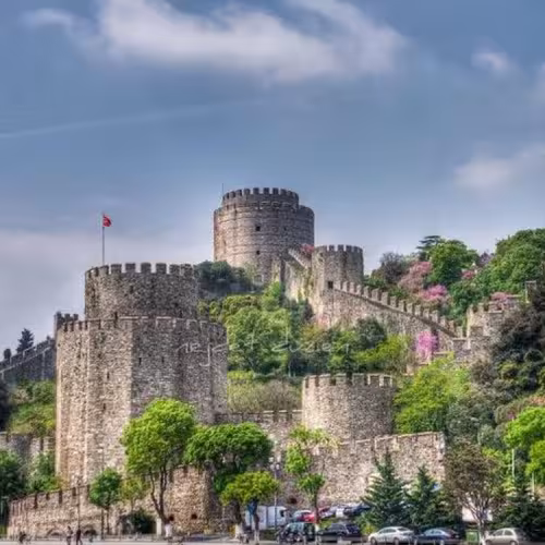 تور استانبول: از تهران 6شب و 7روز✈️ پرواز معراج ایر هتل PARK STAR ⭐⭐⭐ (اردیبهشت) :: لوکیشن تکسیم - سرویس BB - لیدر - ترنسفر#9634