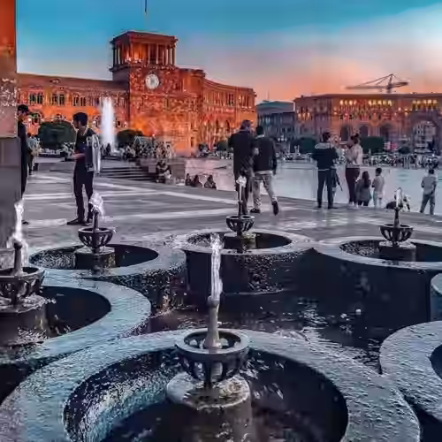 تور ارمنستان میدان جمهوری سفرو ایرانیان 1 (2) (2)#9438