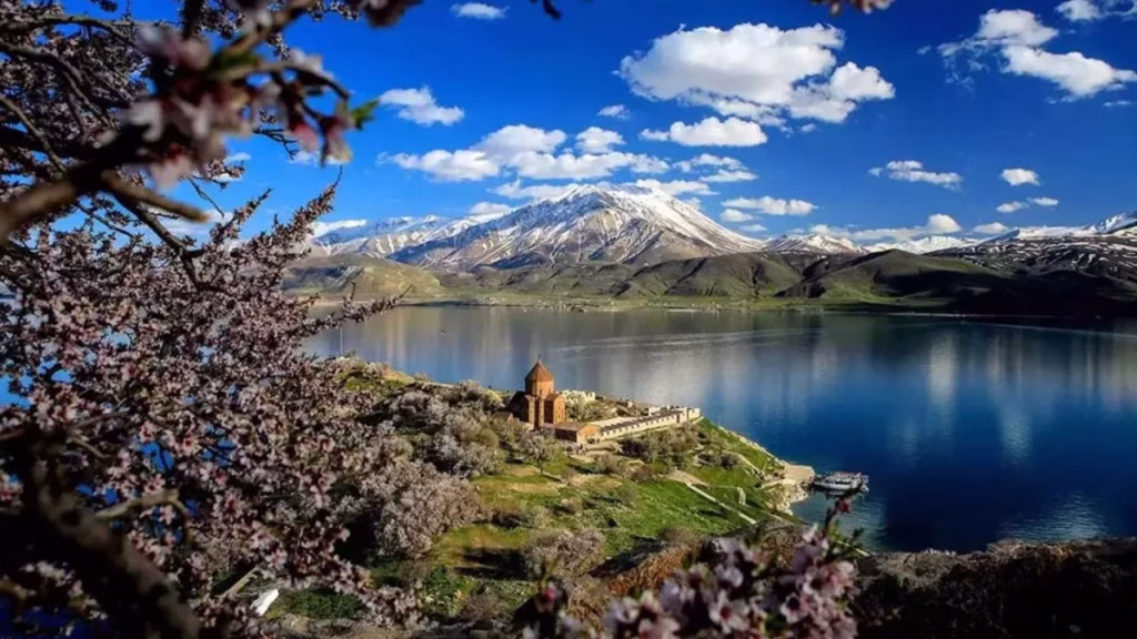 دریاچه وان سفروایرانیان#6945