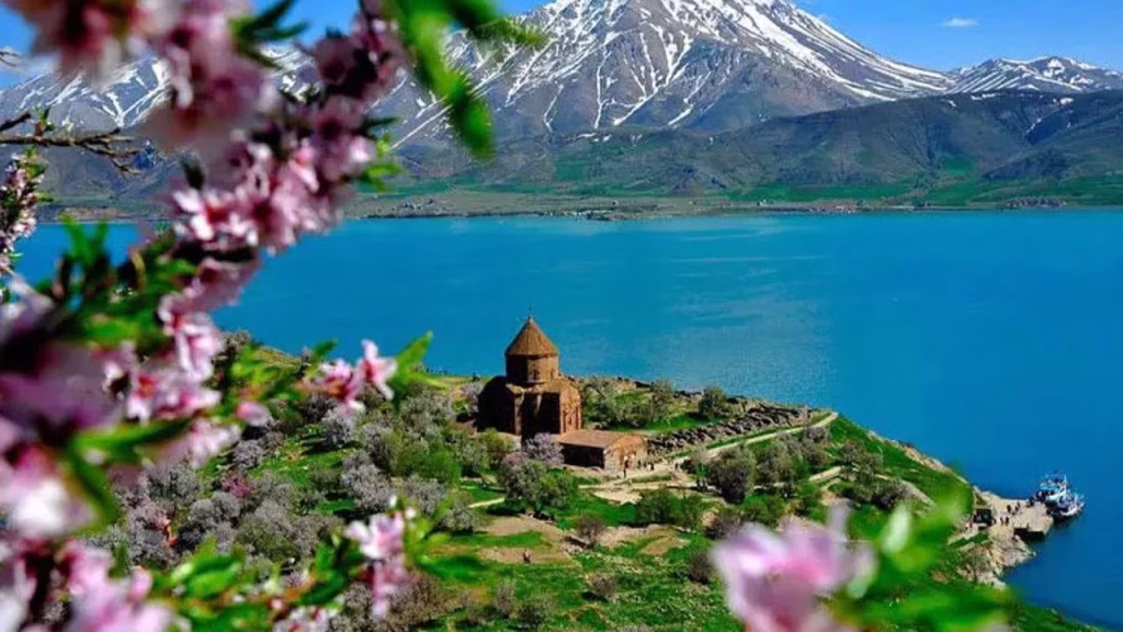 وان در بهار سفرو ایرانیان#8030