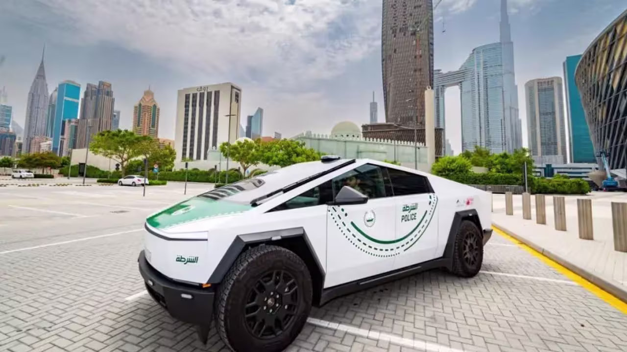 پلیس دبی سفرو ایرانی. Imresizer (2) (2)#5997