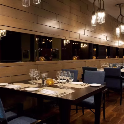 غذا خوری رادیسون بلو#5772