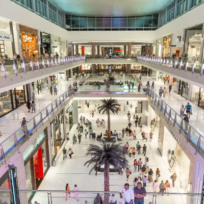 نمای داخلی مرکز خرید..._imresizer#7168